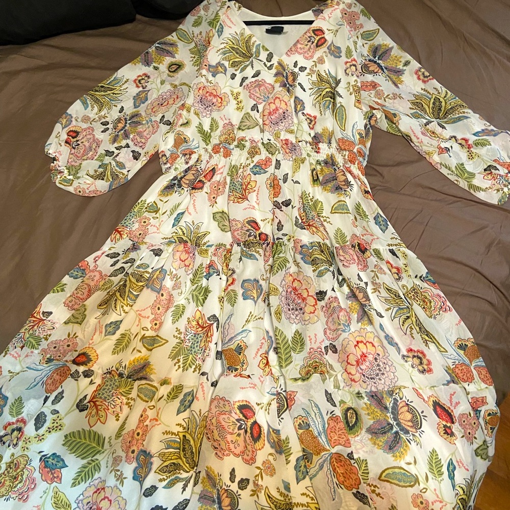 PLUS SIZE  Maison Tara maxi dress from ROSS. 🌸 SIZE 20W.